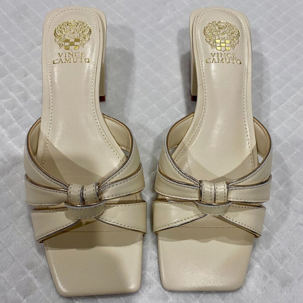 Vince Camuto Selaries Slides